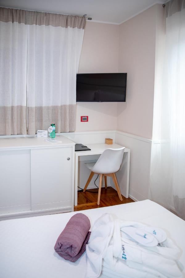 Emma 12 Hotel Roma Exterior foto